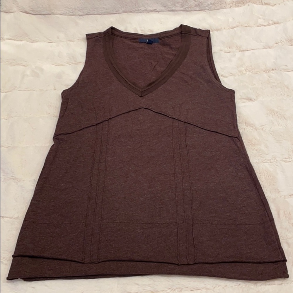 🟡 Gap tank top